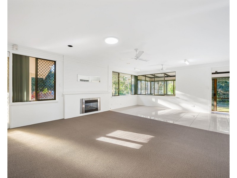 1 Lake Street, Crescent Head NSW 2440