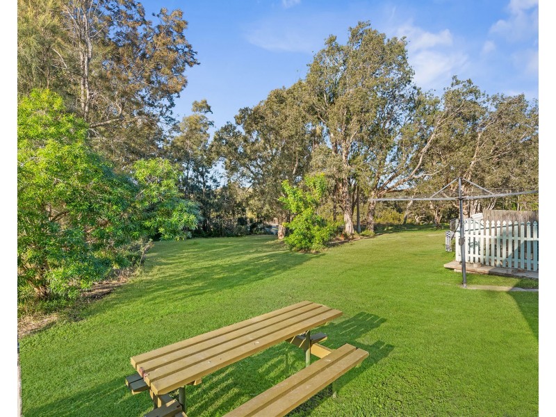 1 Lake Street, Crescent Head NSW 2440