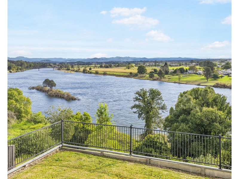 18 Lord Street, East Kempsey NSW 2440