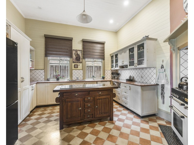 18 Lord Street, East Kempsey NSW 2440