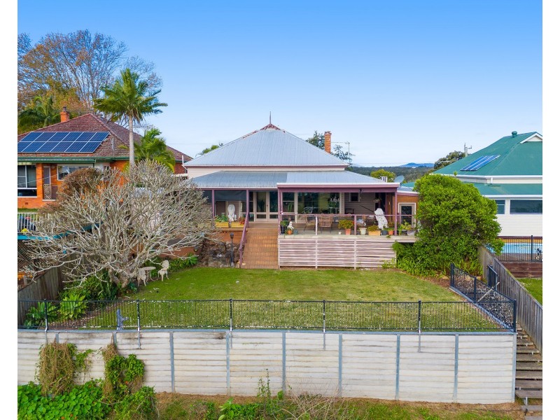 18 Lord Street, East Kempsey NSW 2440