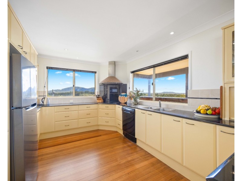 3 High Street, Crescent Head NSW 2440