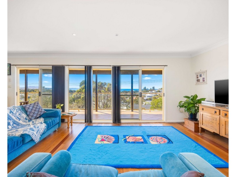 3 High Street, Crescent Head NSW 2440