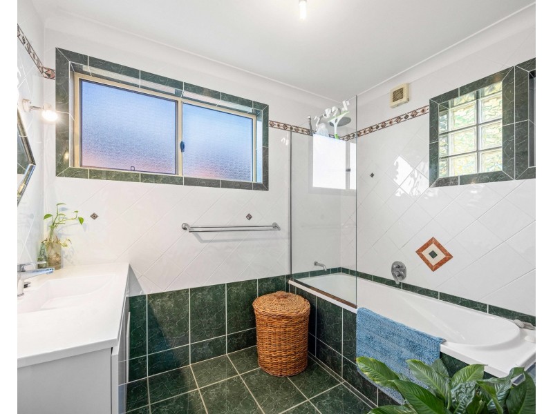 3 High Street, Crescent Head NSW 2440