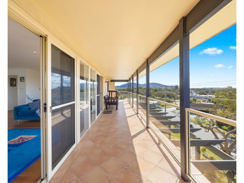 3 High Street, Crescent Head NSW 2440