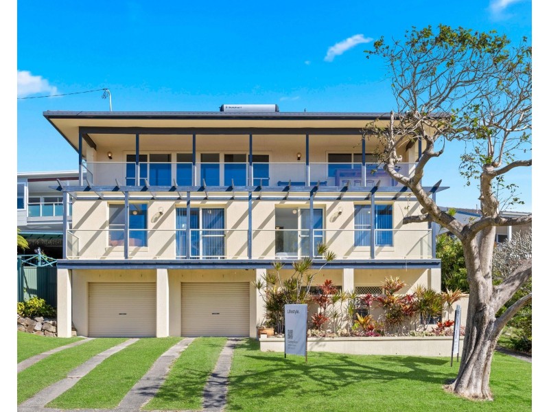 3 High Street, Crescent Head NSW 2440