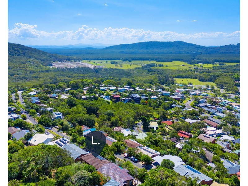 27 Comara Terrace, Crescent Head NSW 2440