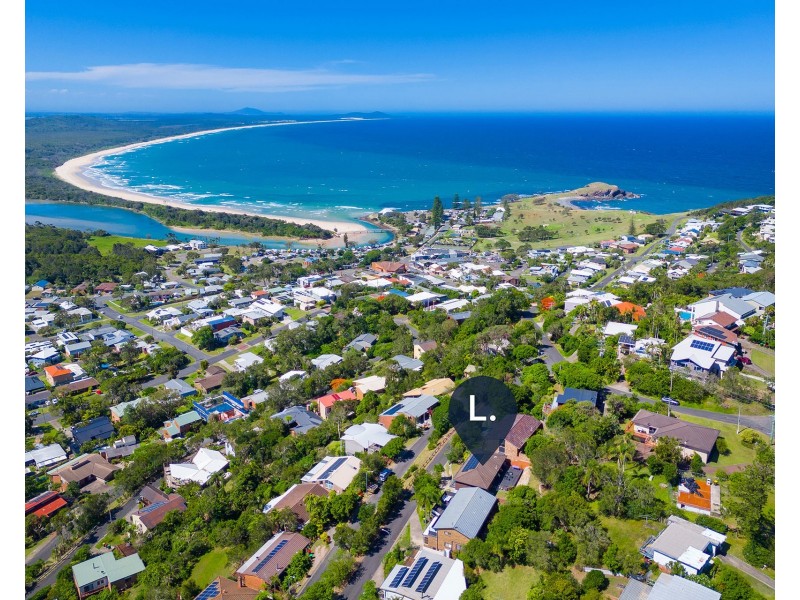 27 Comara Terrace, Crescent Head NSW 2440