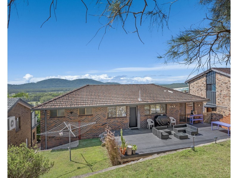27 Comara Terrace, Crescent Head NSW 2440
