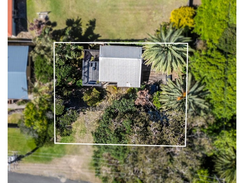 6 Gowing Street, Crescent Head NSW 2440