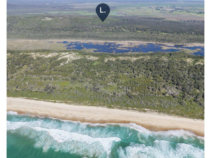 1 Loftus Road, Crescent Head NSW 2440