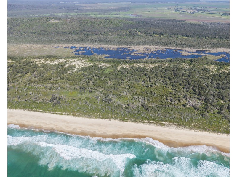 1 Loftus Road, Crescent Head NSW 2440