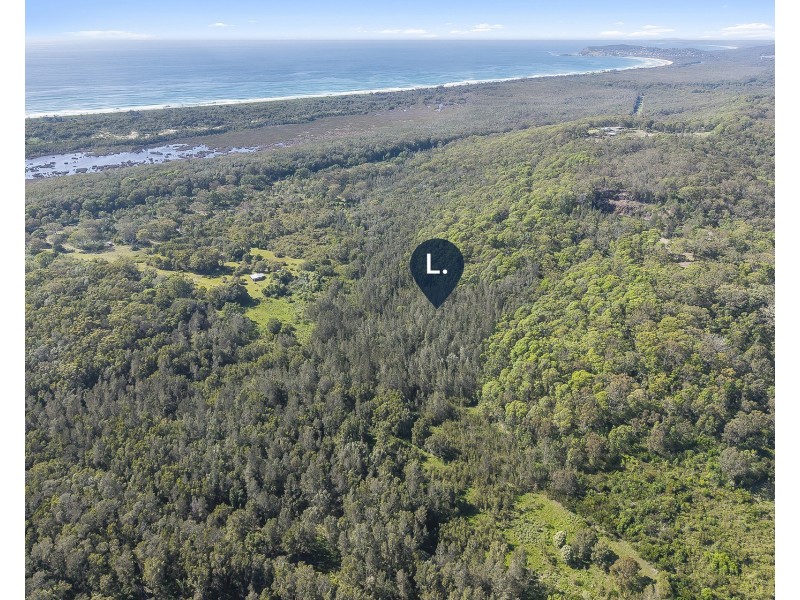 1 Loftus Road, Crescent Head NSW 2440