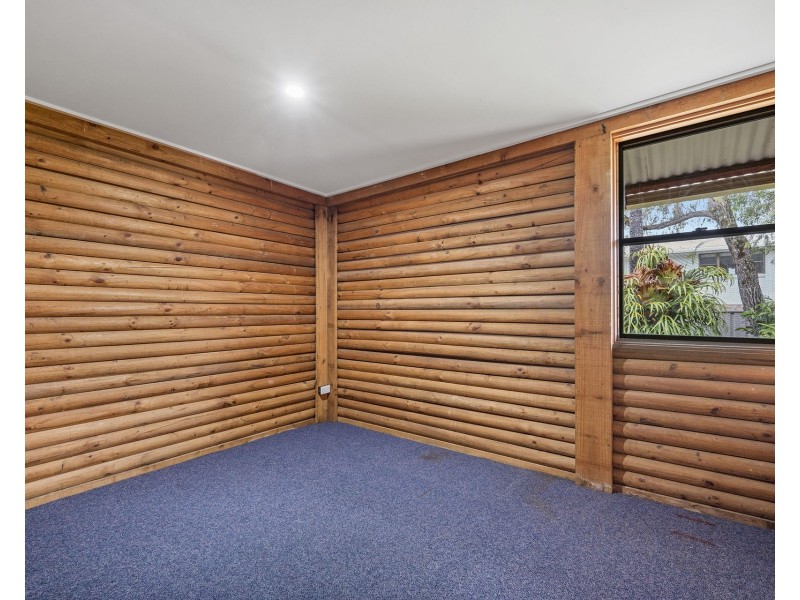 26 Hodgson Street, Crescent Head NSW 2440