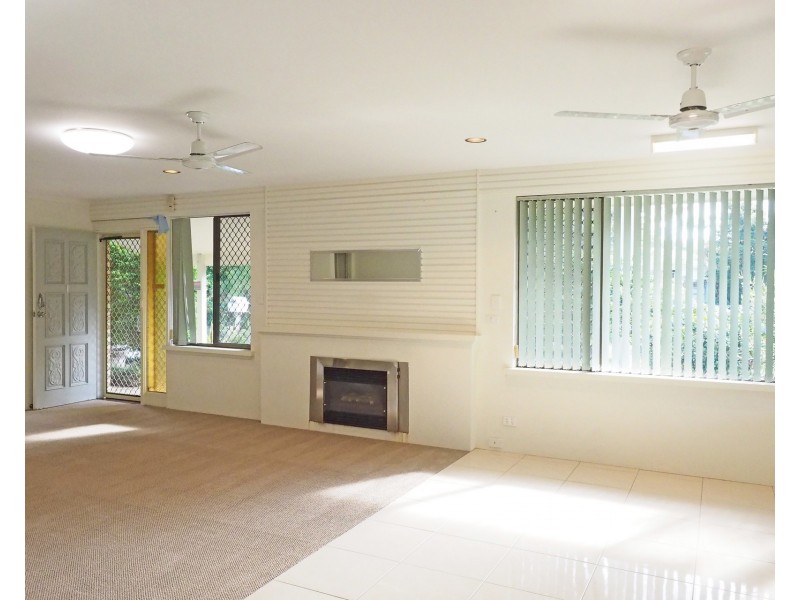1 Lake Street, Crescent Head NSW 2440