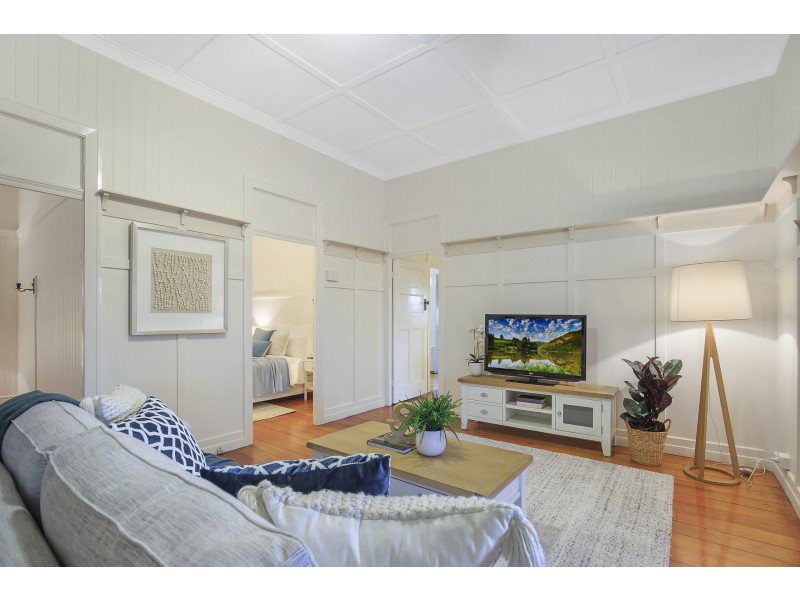 1 Wolseley Street, Clayfield QLD 4011