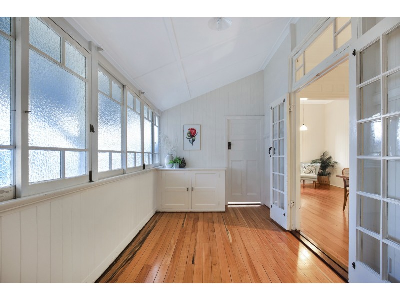 1 Wolseley Street, Clayfield QLD 4011