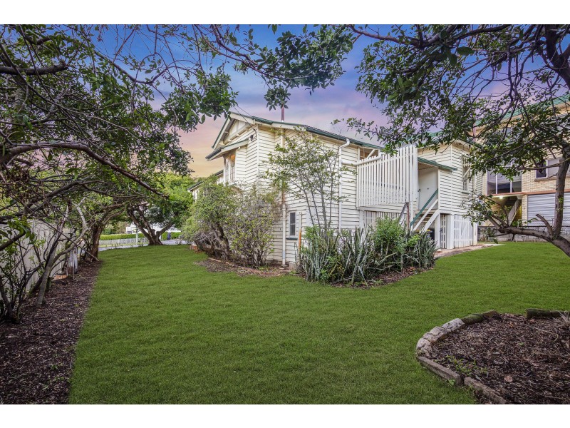 1 Wolseley Street, Clayfield QLD 4011