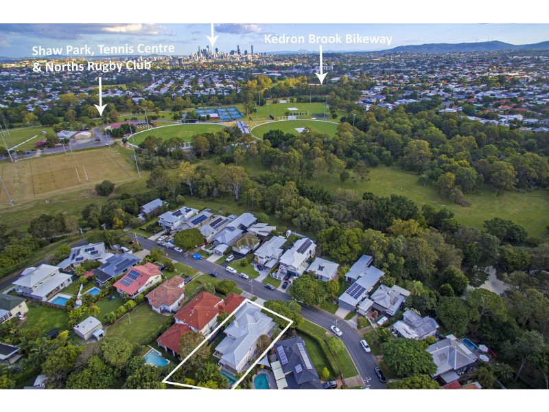 17 Castor Road, Wavell Heights QLD 4012