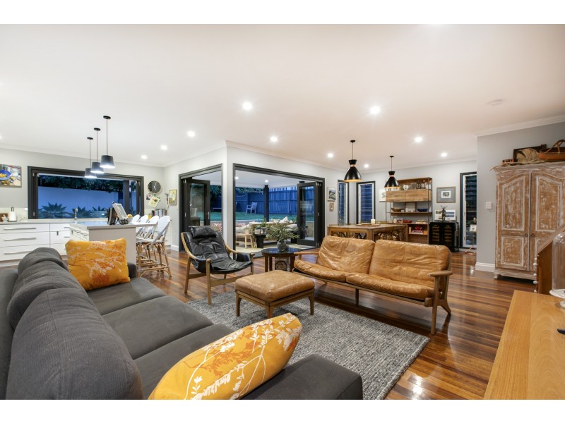 17 Castor Road, Wavell Heights QLD 4012