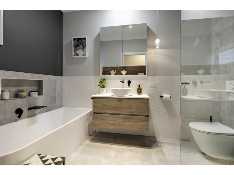 17 Castor Road, Wavell Heights QLD 4012