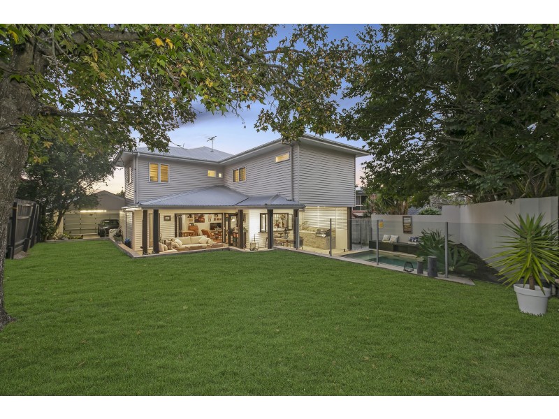 17 Castor Road, Wavell Heights QLD 4012