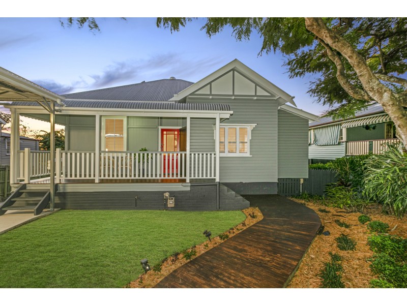 15 Adamson Street, Wooloowin QLD 4030