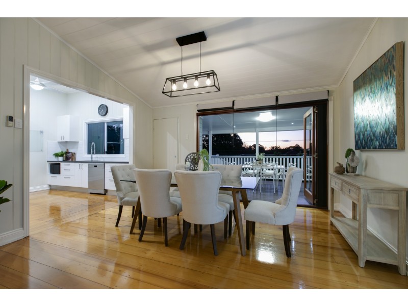 15 Adamson Street, Wooloowin QLD 4030