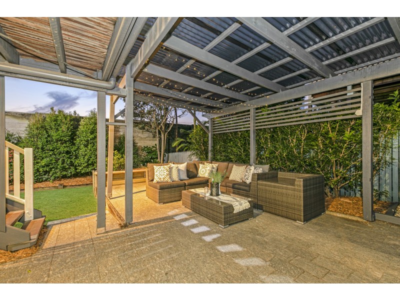 15 Adamson Street, Wooloowin QLD 4030