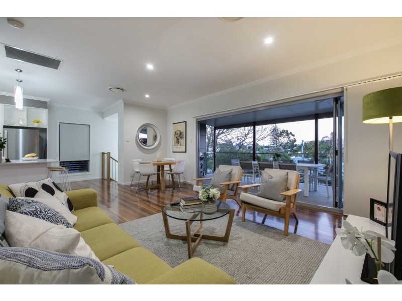 1/42 Campbell Terrace, Wavell Heights QLD 4012