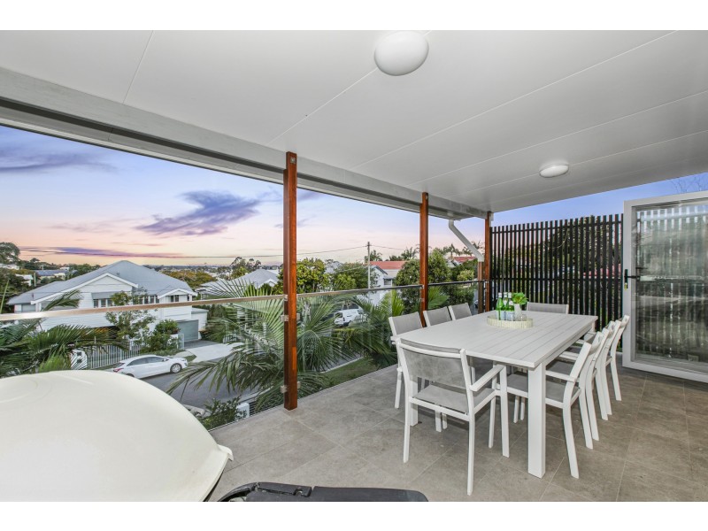 1/42 Campbell Terrace, Wavell Heights QLD 4012