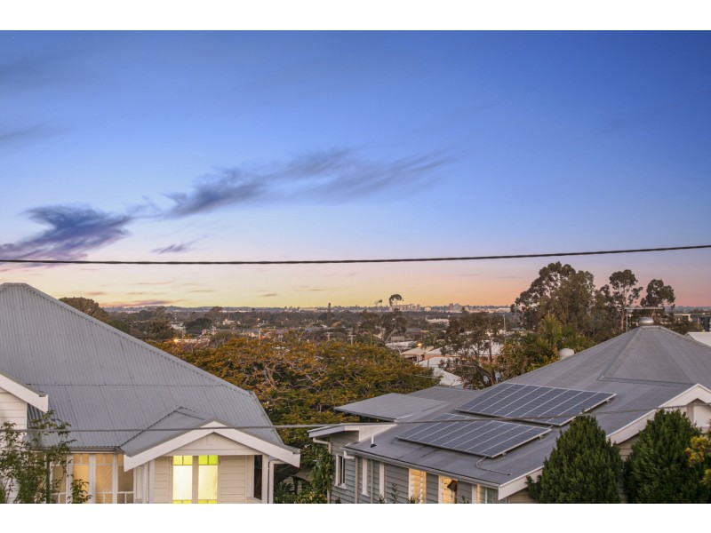 1/42 Campbell Terrace, Wavell Heights QLD 4012