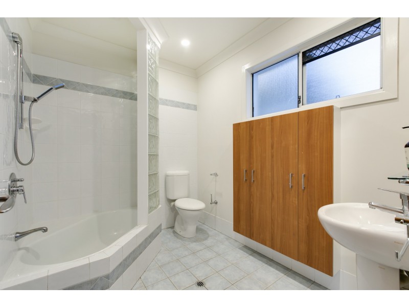 123 Park Avenue, Clayfield QLD 4011