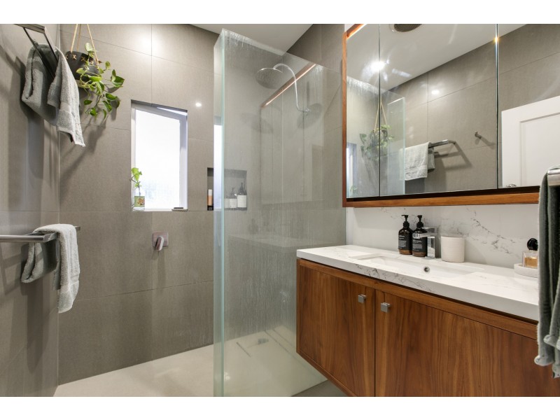 191 Edinburgh Castle Road, Wavell Heights QLD 4012