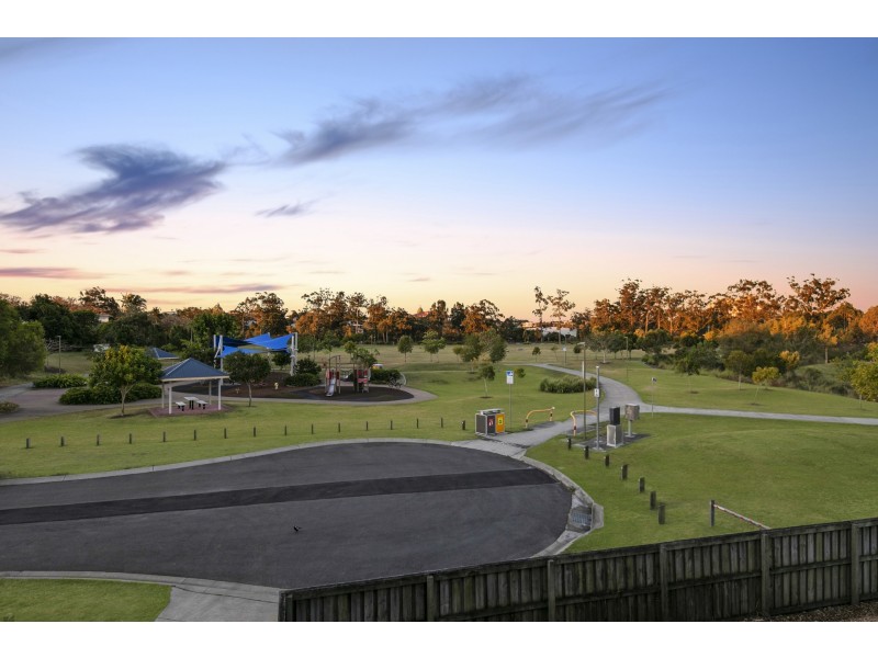 55 Lewis Street, Clayfield QLD 4011