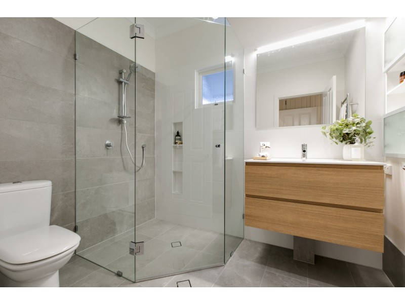 23 Burrell Street, Clayfield QLD 4011