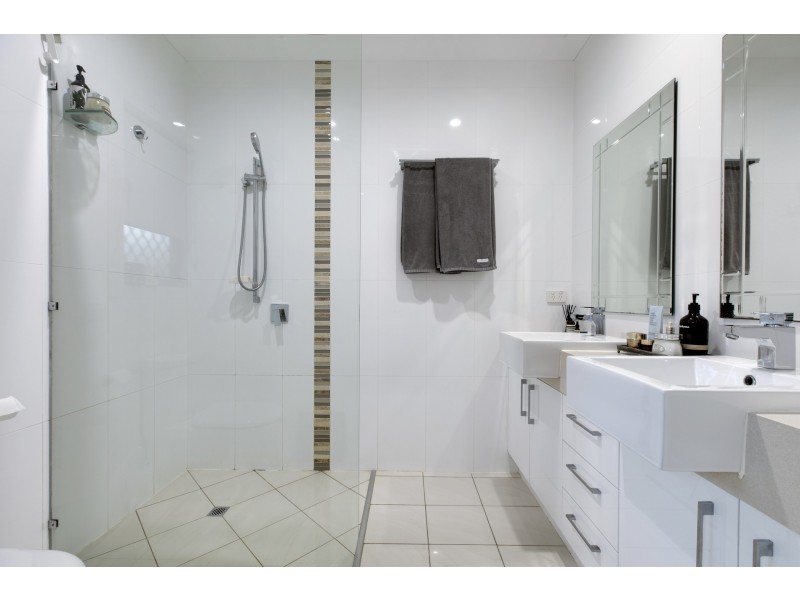 4/42 Campbell Terrace, Wavell Heights QLD 4012