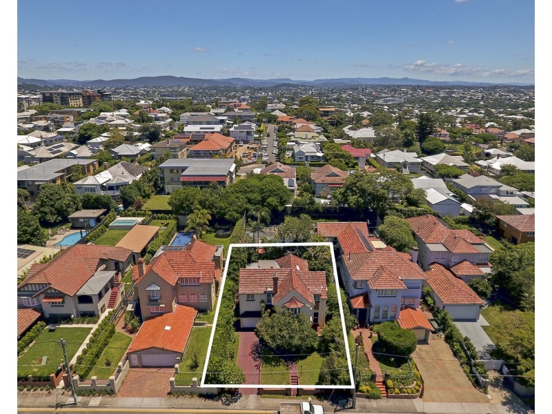 26 Jolly Street, Clayfield QLD 4011