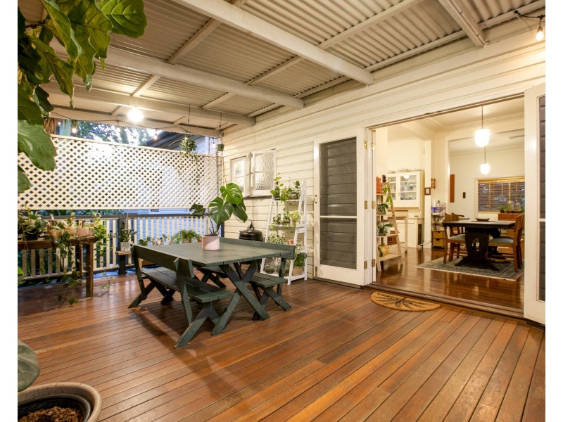 25 Railway Parade, Clayfield QLD 4011