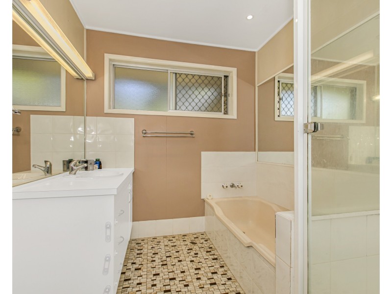 5 Comino Street, Aspley QLD 4034