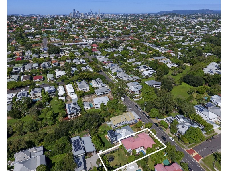 65 Park Avenue, Clayfield QLD 4011