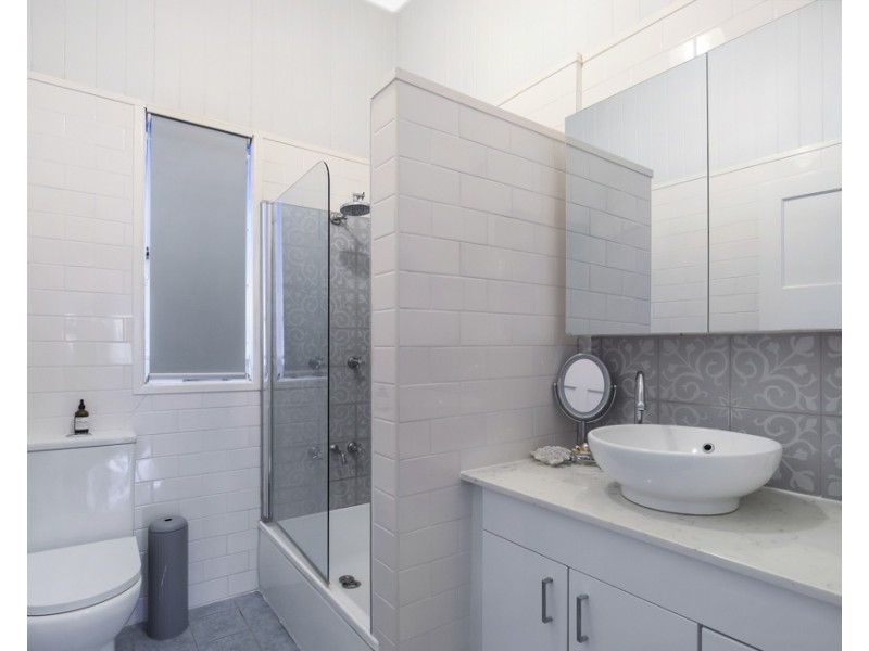 20 Christian Street, Clayfield QLD 4011