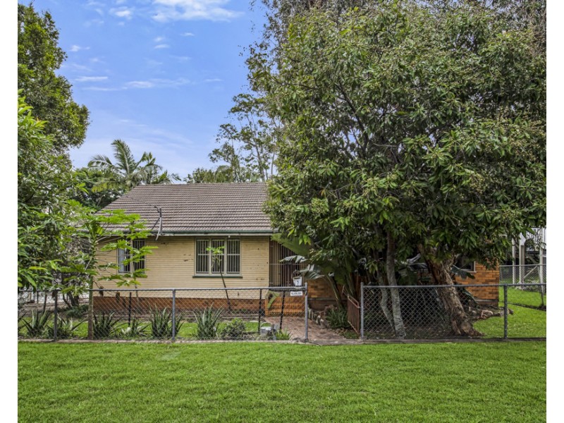 7 Kemble Street, Clayfield QLD 4011