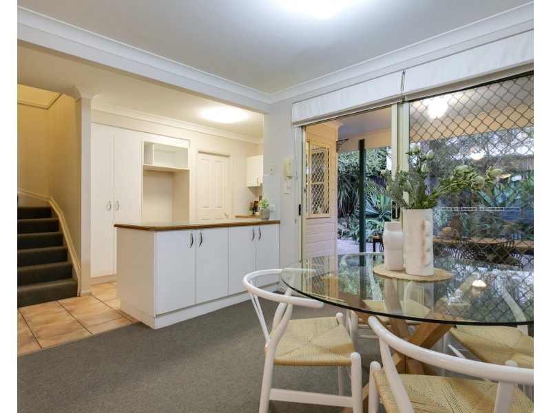 2/23 London Road, Clayfield QLD 4011