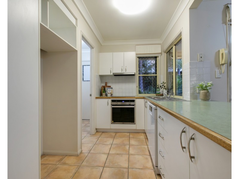 2/23 London Road, Clayfield QLD 4011