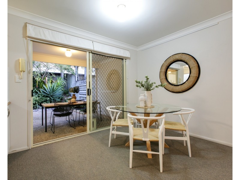 2/23 London Road, Clayfield QLD 4011