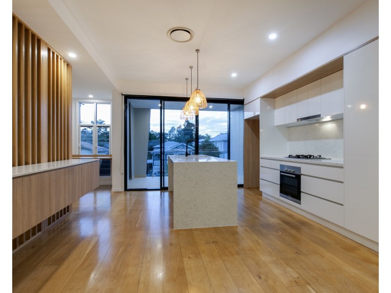 2/25 Royal Street, Paddington QLD 4064