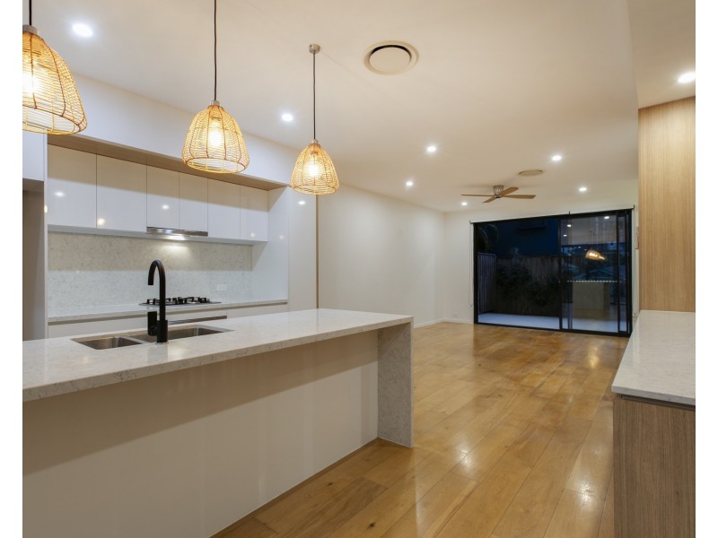 2/25 Royal Street, Paddington QLD 4064