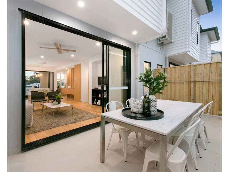 2/25 Royal Street, Paddington QLD 4064