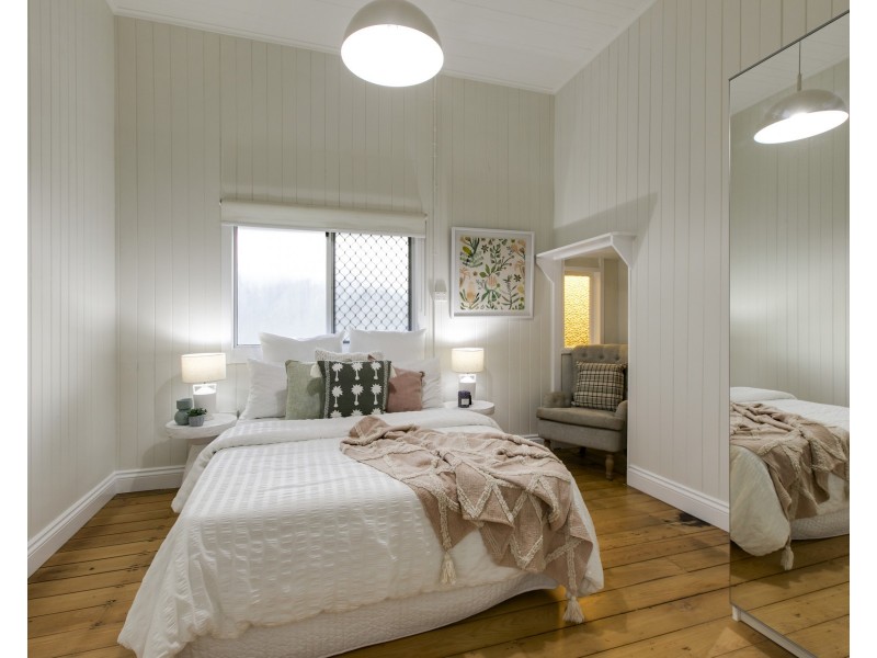 27 Adamson Street, Wooloowin QLD 4030